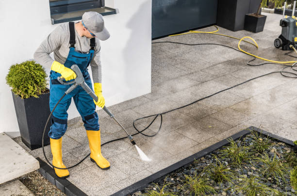 Best Deck Cleaning Services  in Malmstrom Af, MT